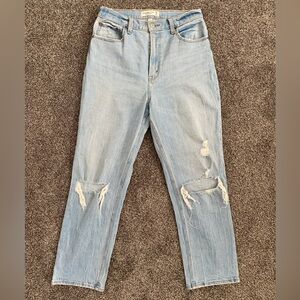 Abercrombie & Fitch The Ankle Straight Ultra High Rise Curve Love Jean